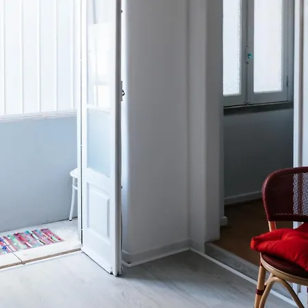 Romantic Downtown Guest house *